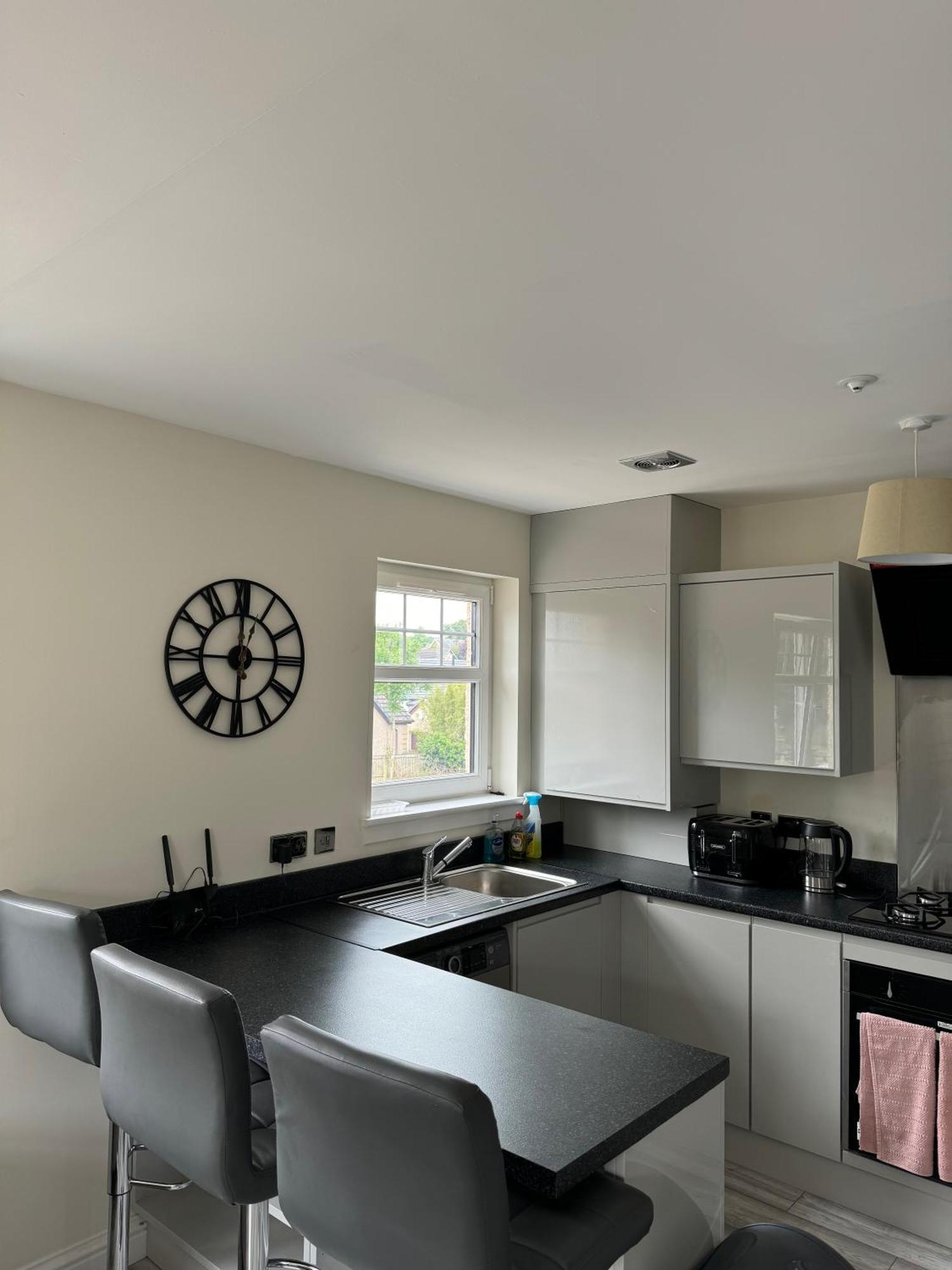 Modern 3 Bedroom Apartment In Markinch, Fife Esterno foto